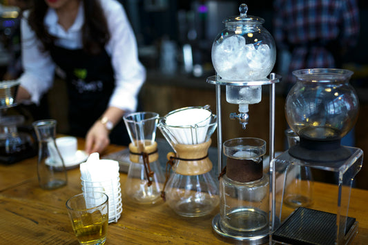 Cold brew – proporcje, czas parzenia i sprawdzony przepis (z tabelą)