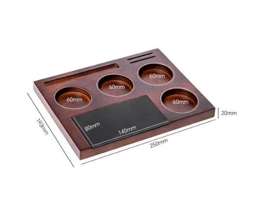 Stacja tampingowa Barista Base z oznaczonymi wymiarami 250 × 190 × 20 mm i otworami 60 mm